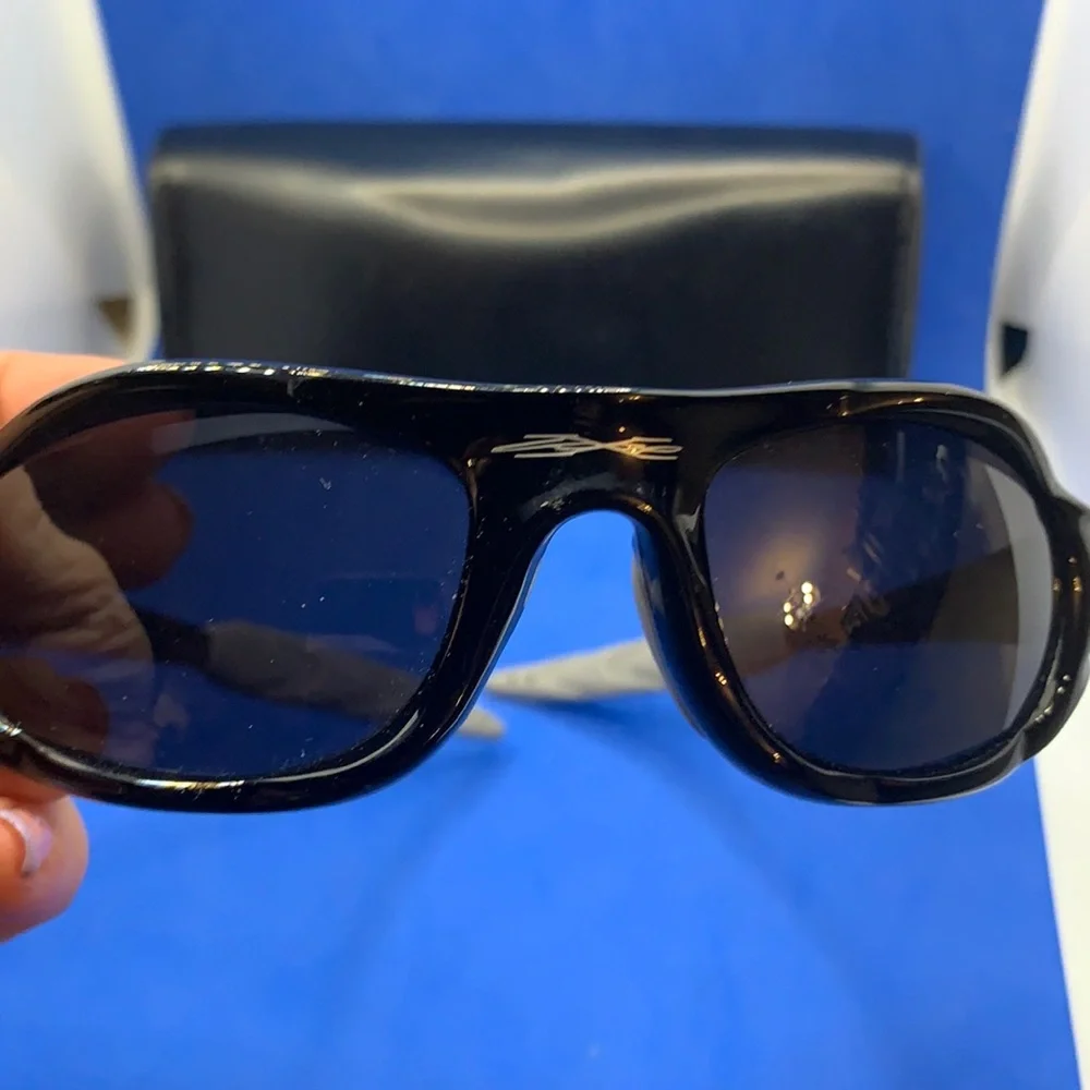 X Loop loop polarized