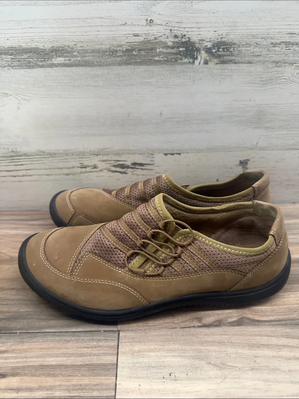 Privo by Clarks Leather Sneaker Shoes Womens Size 8M Brown