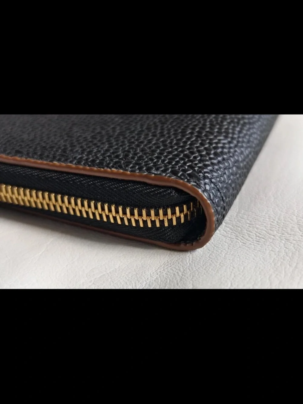 Mulberry leather profile