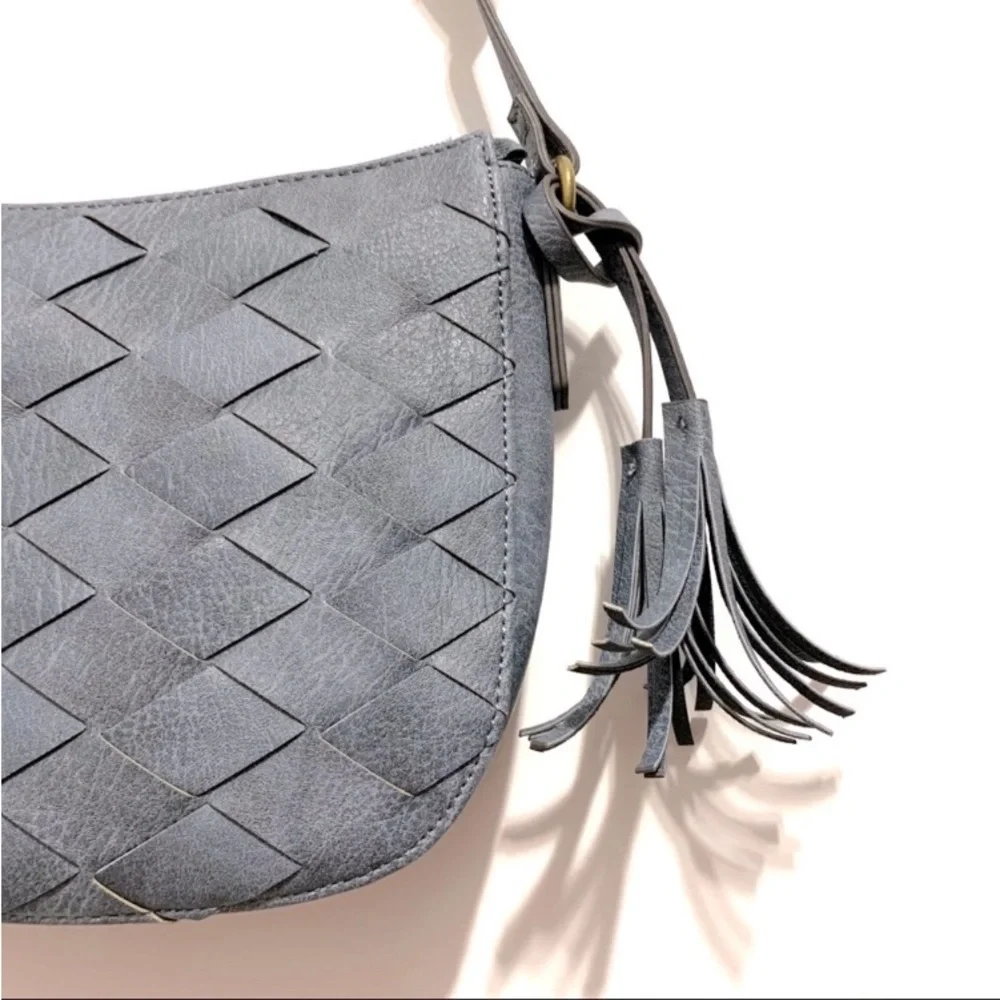 NWT Bueno Crossbody Purse Gray
