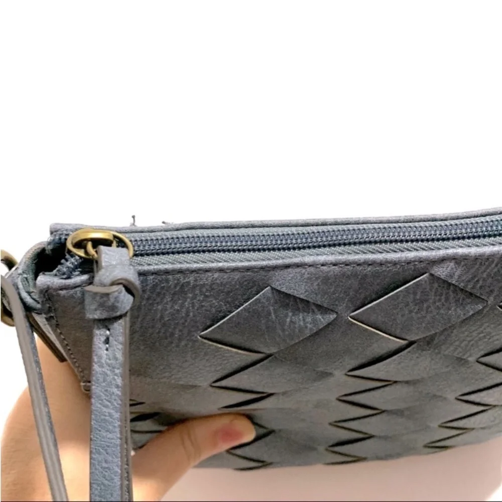 NWT Bueno Crossbody Purse Gray