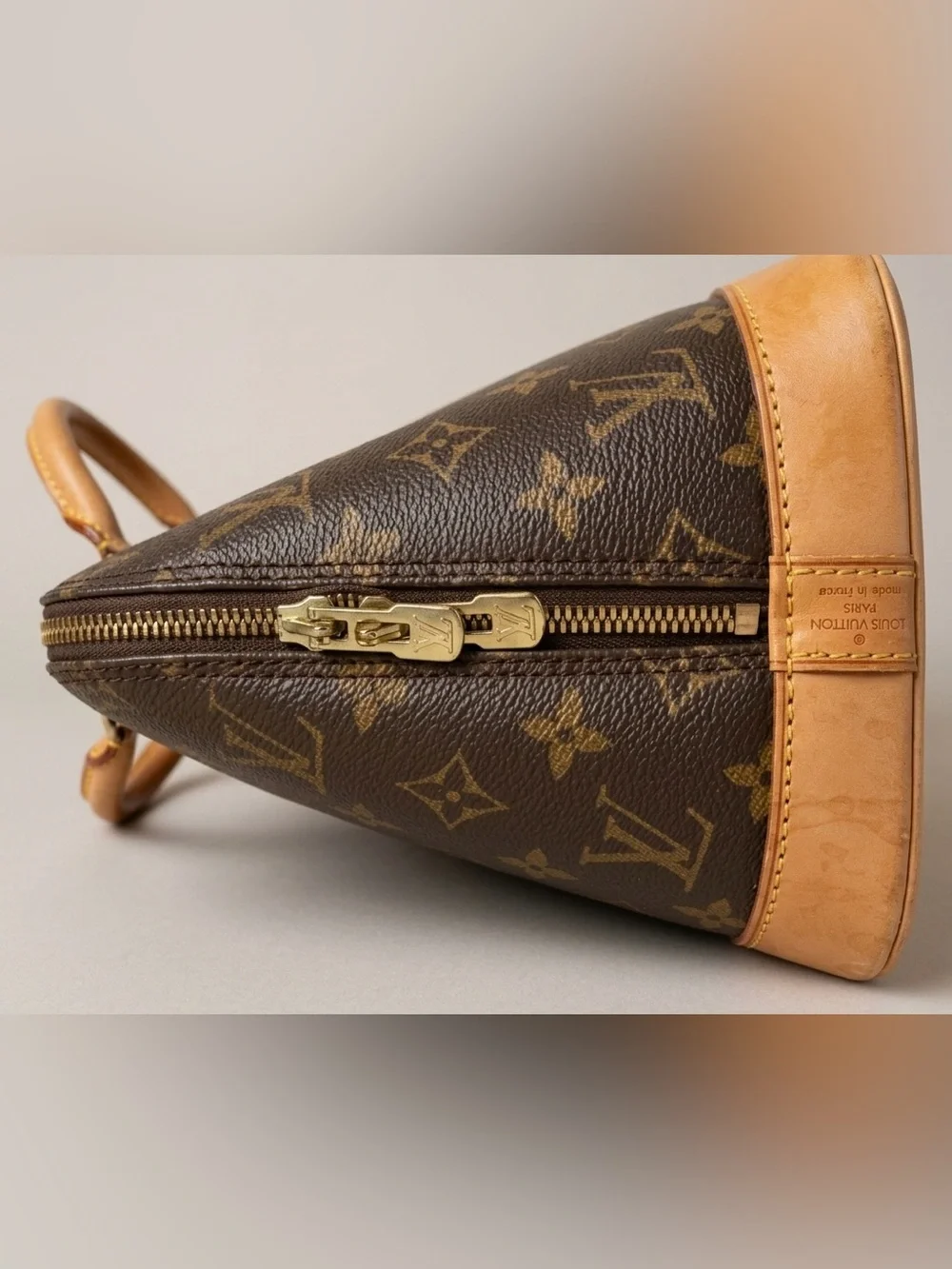 Louis Vuitton this impeccable