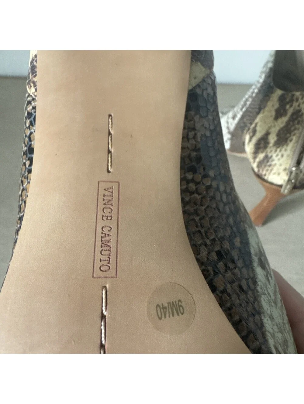 Vince Camuto vince camuto