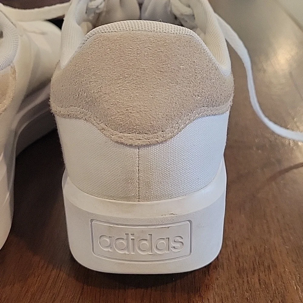 Adidas Court Platform Sneakers 9 1/2 M  WHITE/CREAM