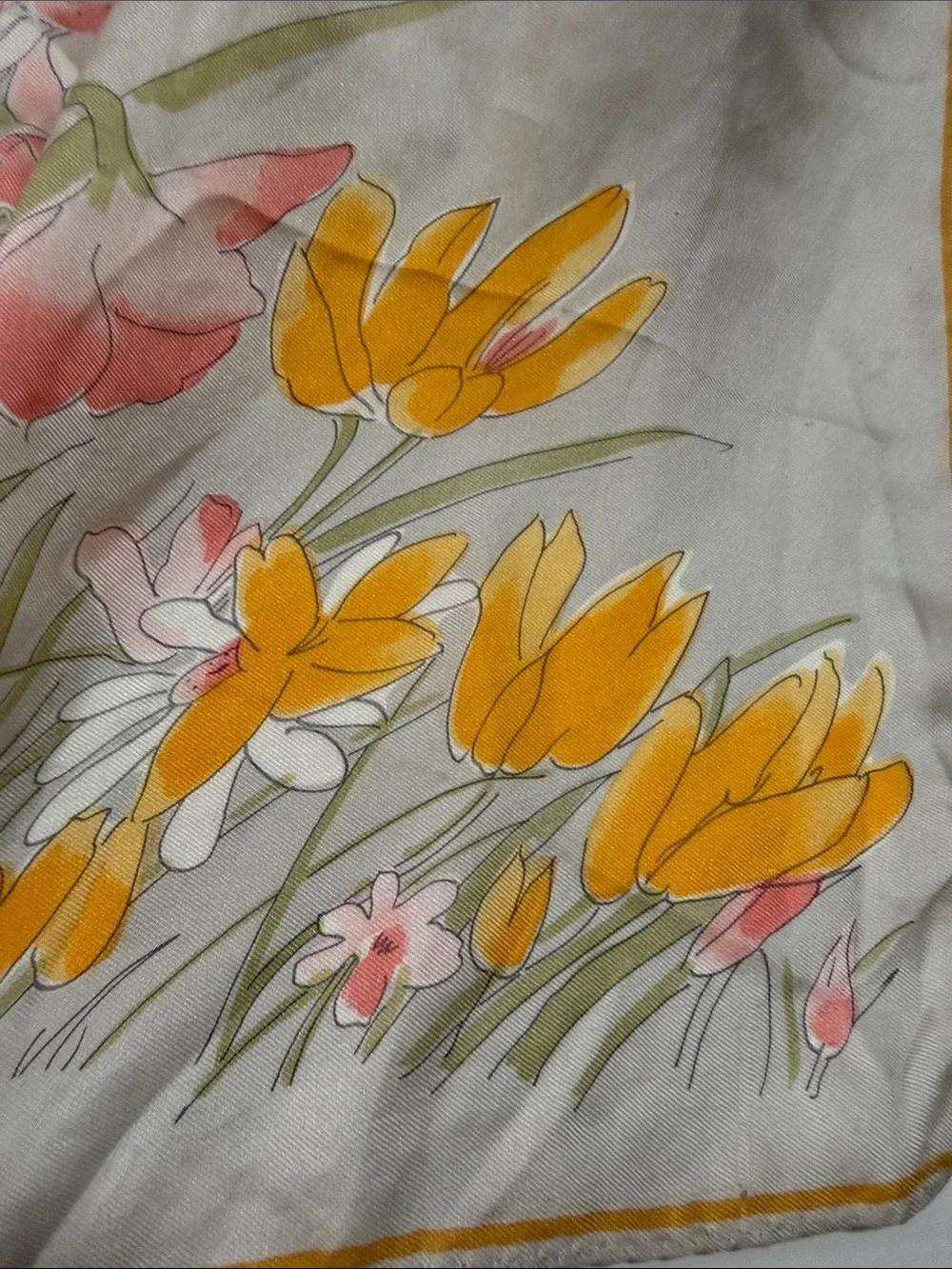 Vintage Vera Floral Silk Scarf with Yellow Pink Tulips 🌷 & white Daisies