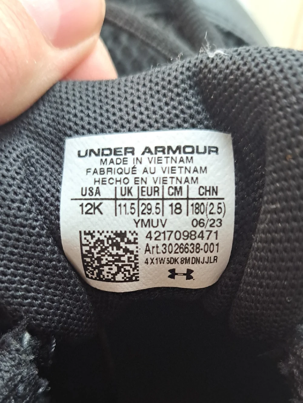Under Armour Assert 10 AC Black White Hook & Loop Kids Running Shoes