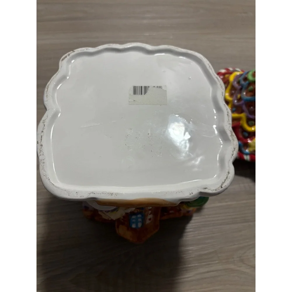 Unbranded ceramic gingerbread