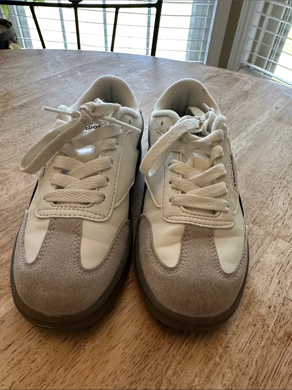 Reebok White and Dark Blue Low-Top Sneakers