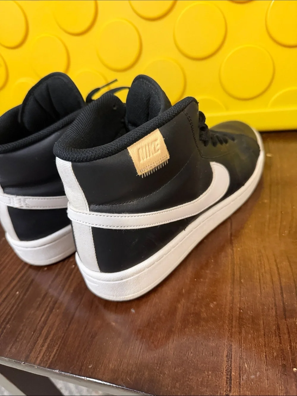Nike Men's Black/White High-Top Sneakers Size 8.5