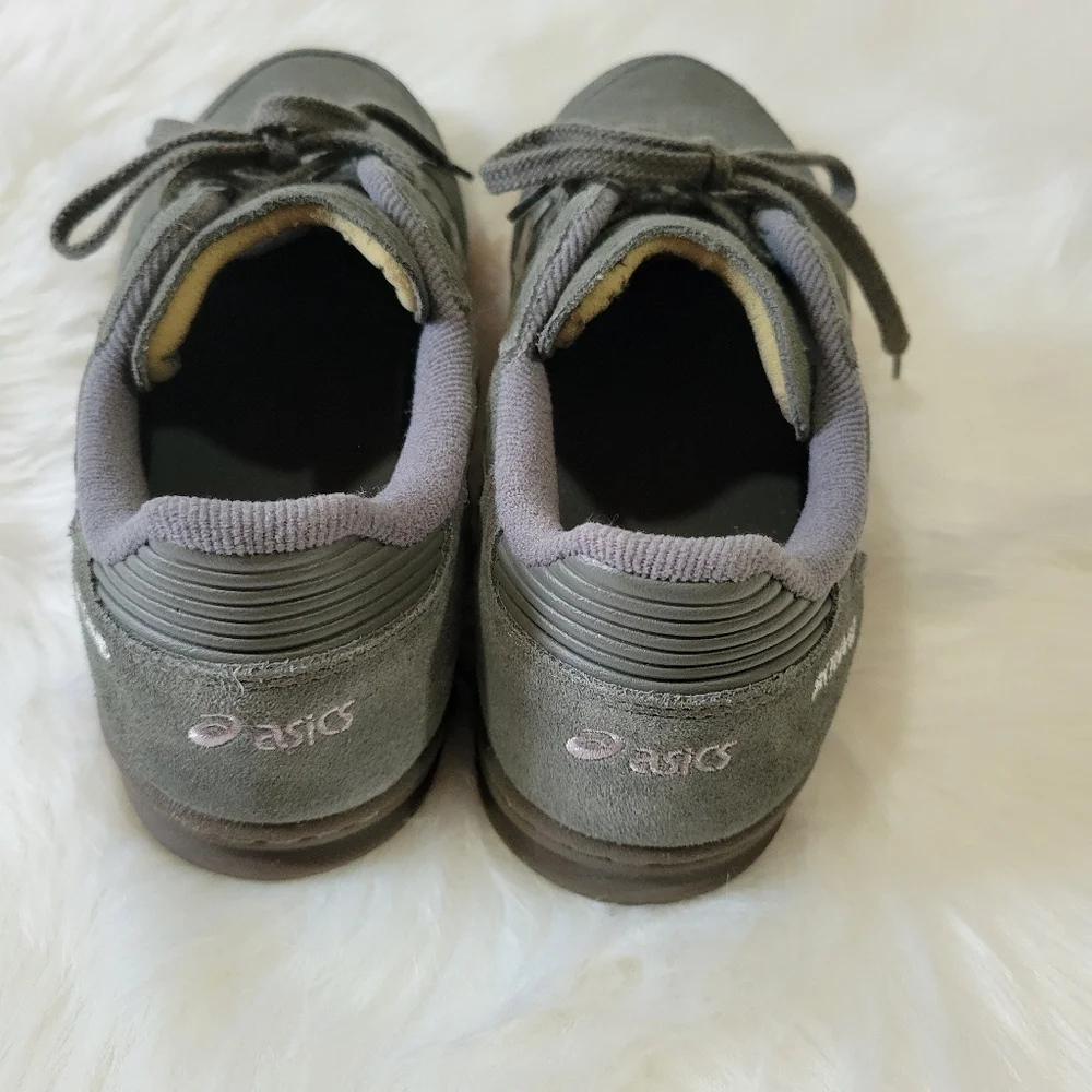 Asics Gray Sneakers Classic Low-Top Design