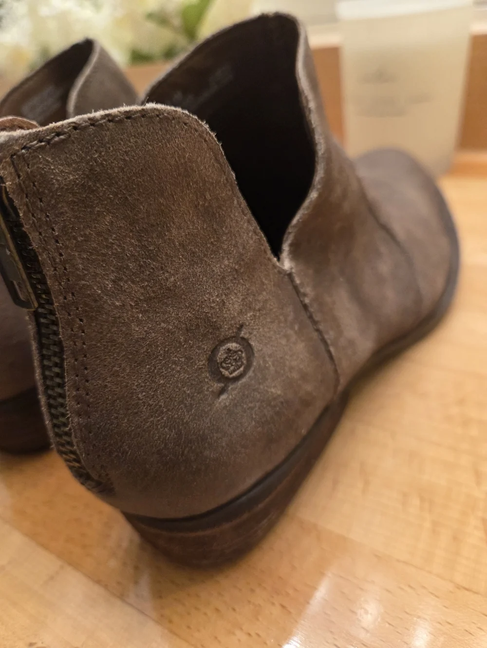 Born Kerri Ankle Boots Brown Suede Leather Womens Size 9.5