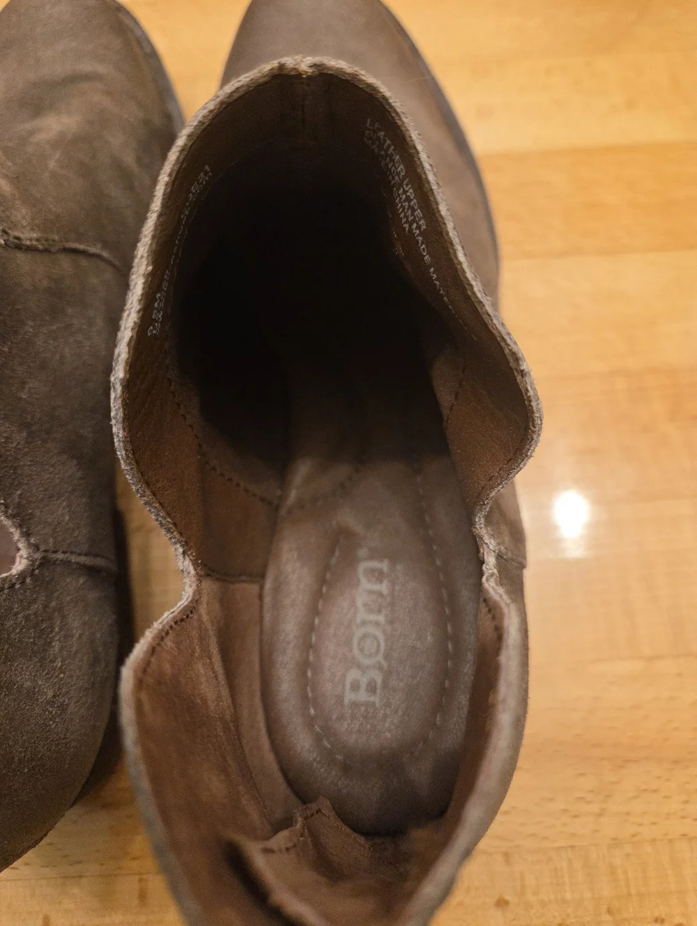 Born Kerri Ankle Boots Brown Suede Leather Womens Size 9.5