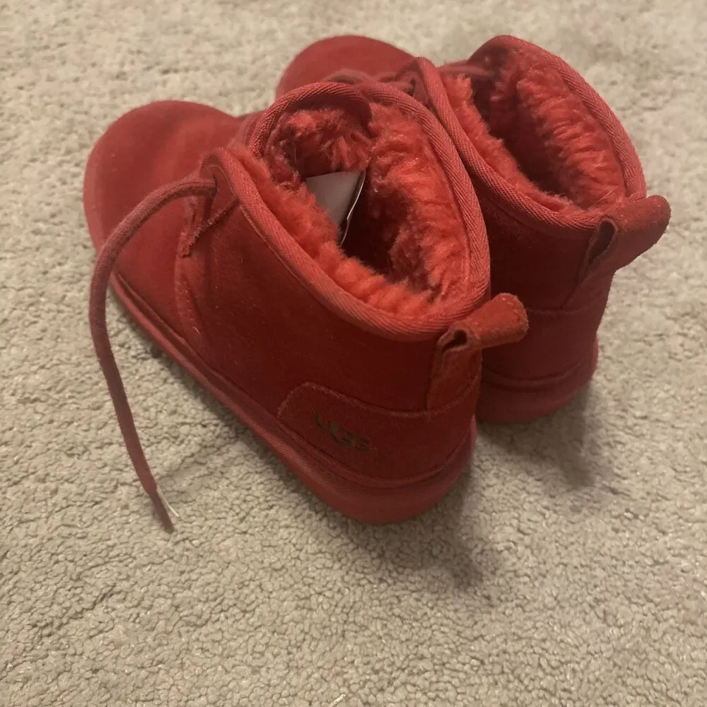 UGG neumel ii