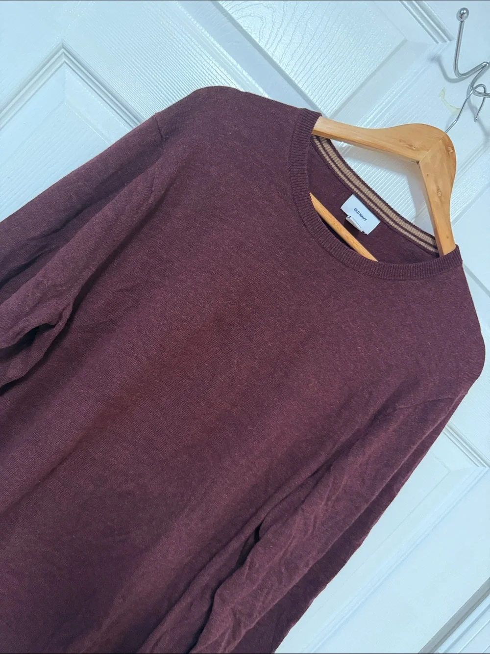 Old Navy classic crewneck