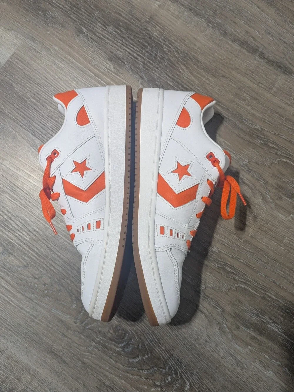 Converse classic low