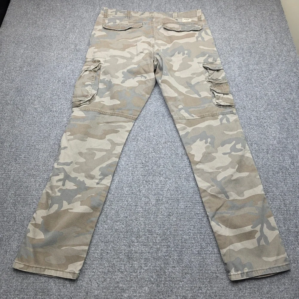 Wrangler cargo pants