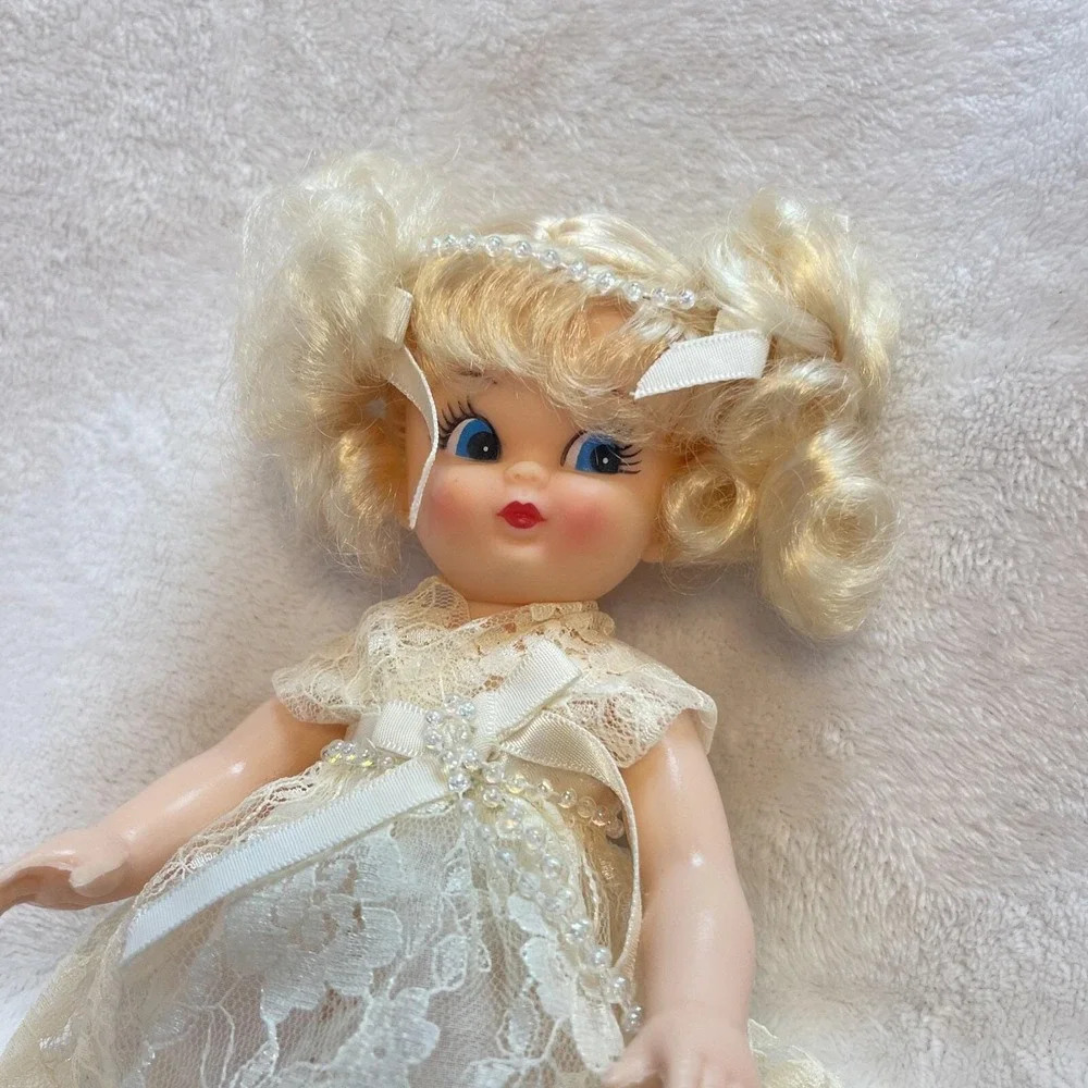Unbranded enchanting vintage