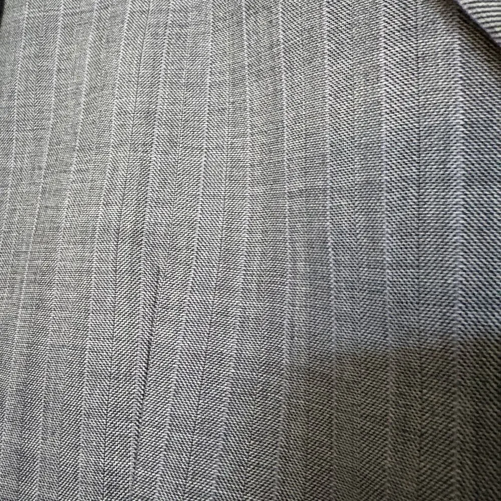 Bachrach wool 	•	sleeve