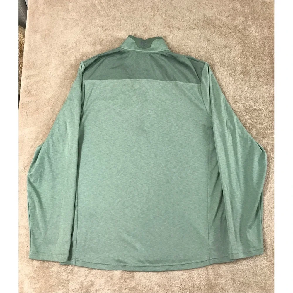 Vineyard Vines zip otg mens