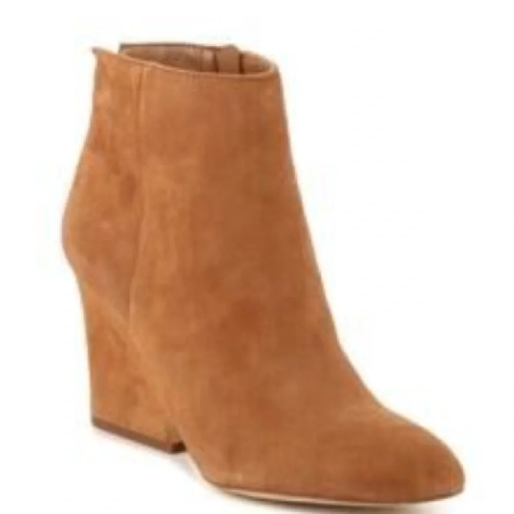 Sam Edelman leather upper