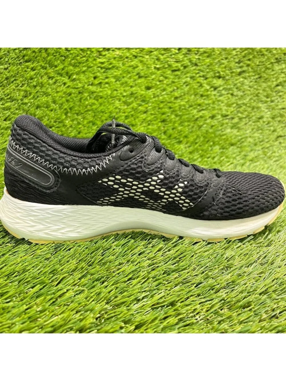 Asics RoadHawk FF2 Womens Size 6.5 Black White Athletic Running Shoes Sneakers