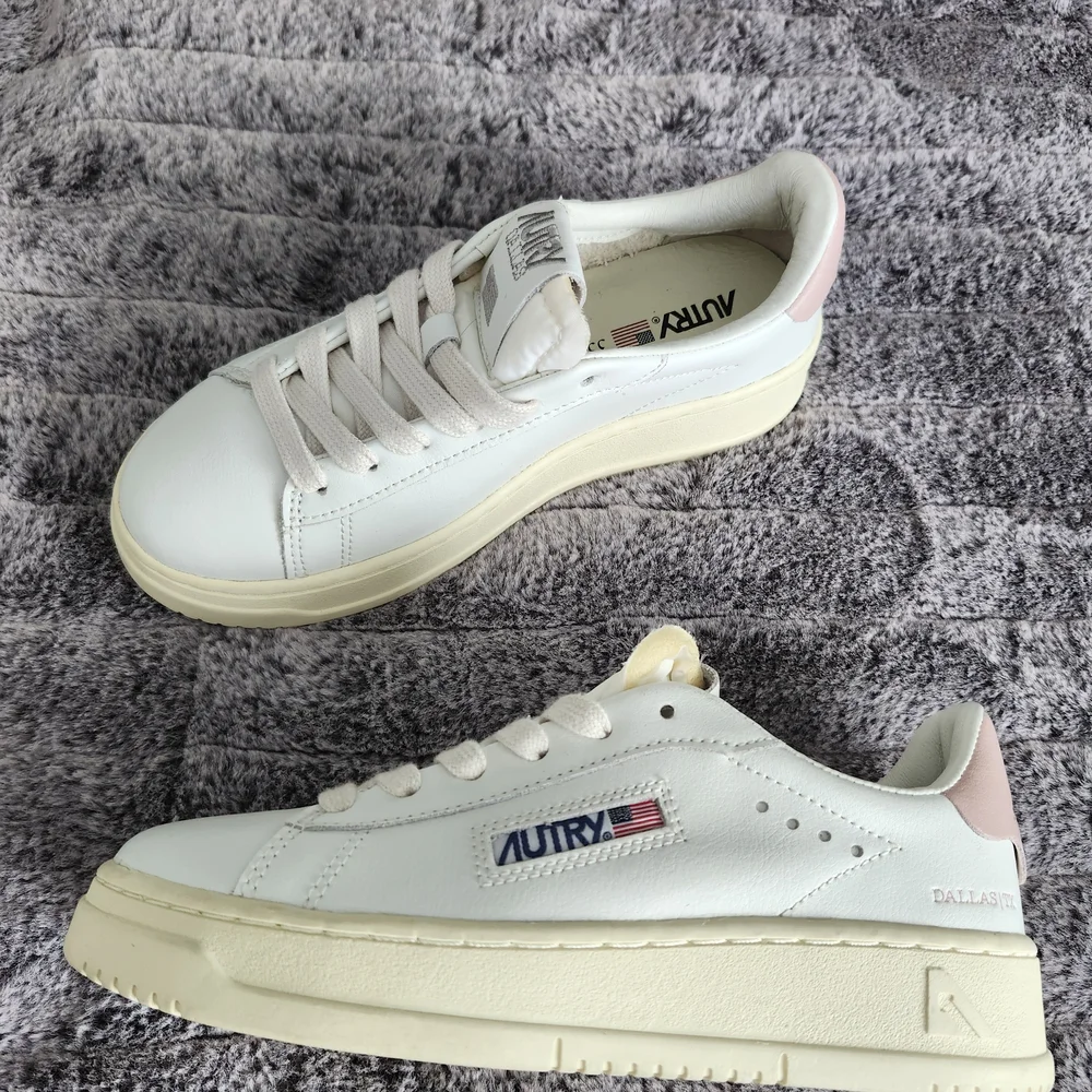 Autry Kids White and Pink Sneakers