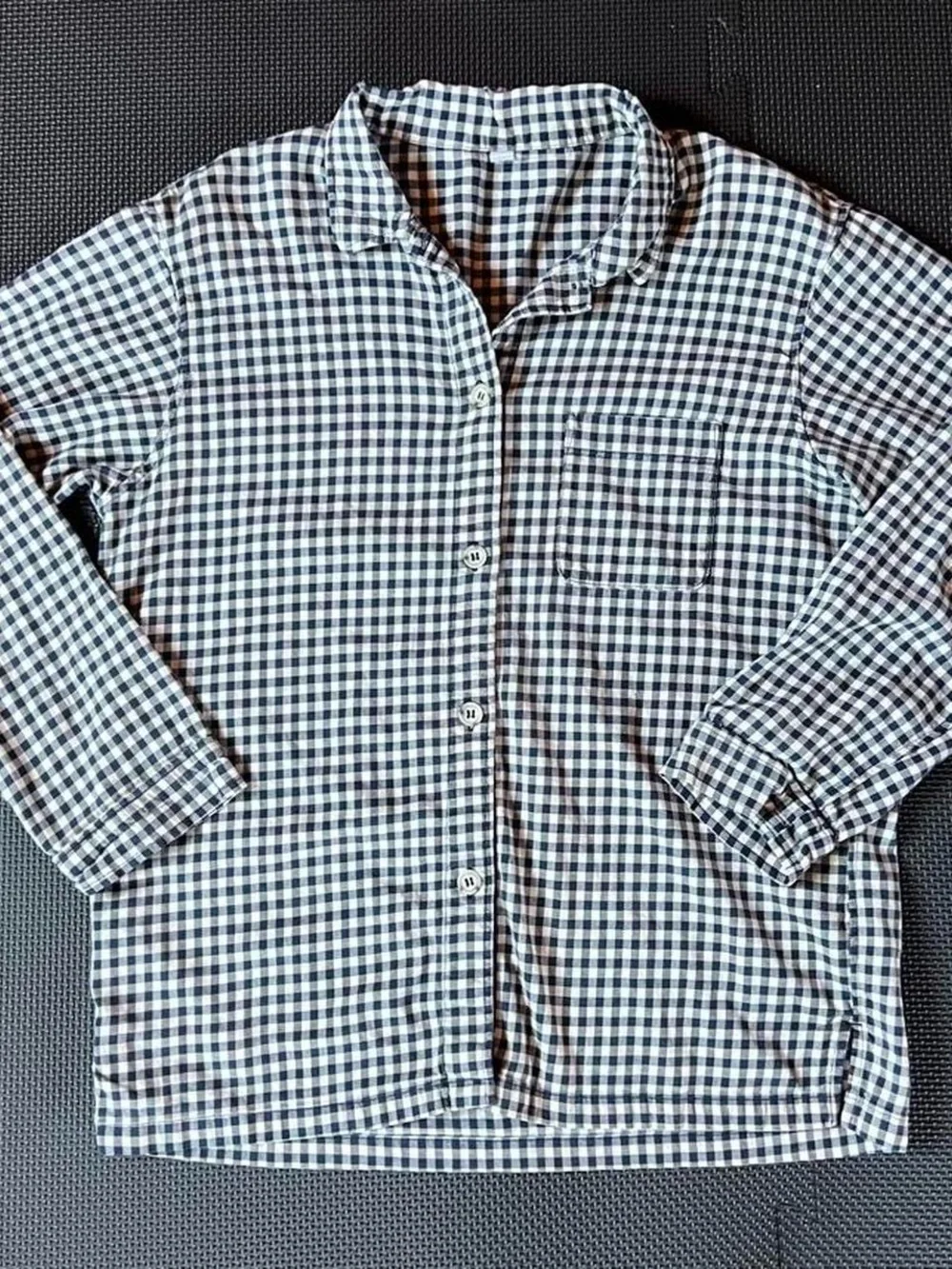 UNIQLO Blue & White Button-Up Shirt