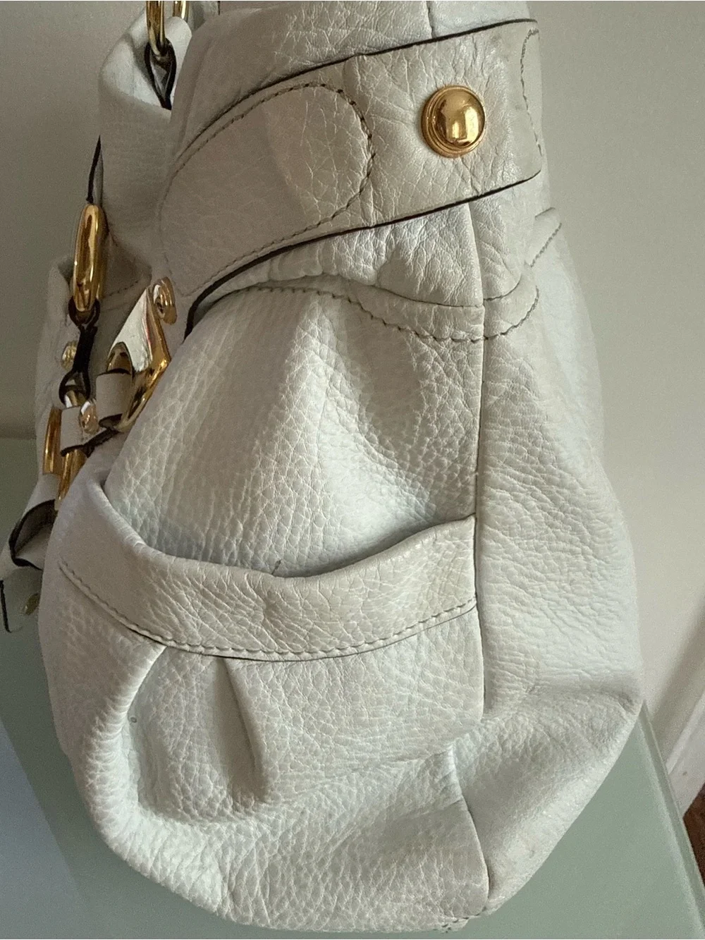 b. makowsky soft white