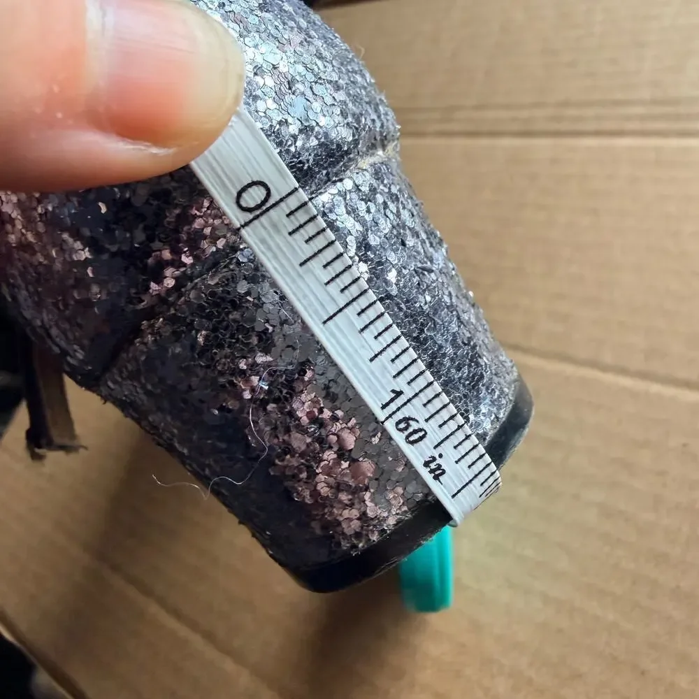 Old Navy high heel