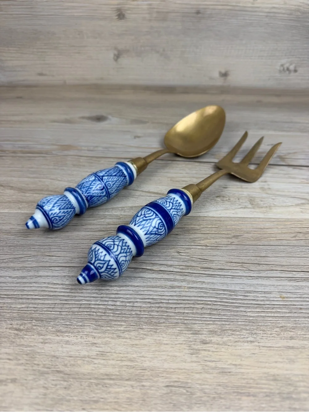 N/A brass serving