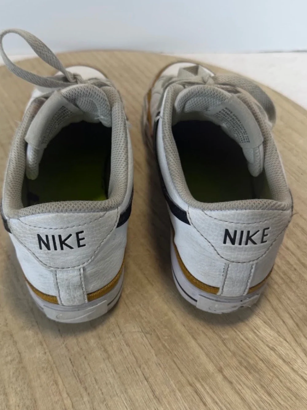 Nike Court Legacy White Black Gum Sneakers Men's 6 Women's 8 UK 5.5 EU 39