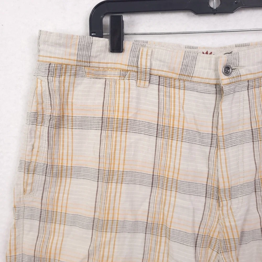 Tommy Bahama Linen Silk Shorts Size 38 Plaid Beach Resortwear Vocation Travel