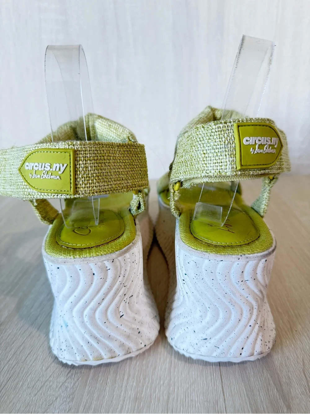 Sam Edelman features brand
