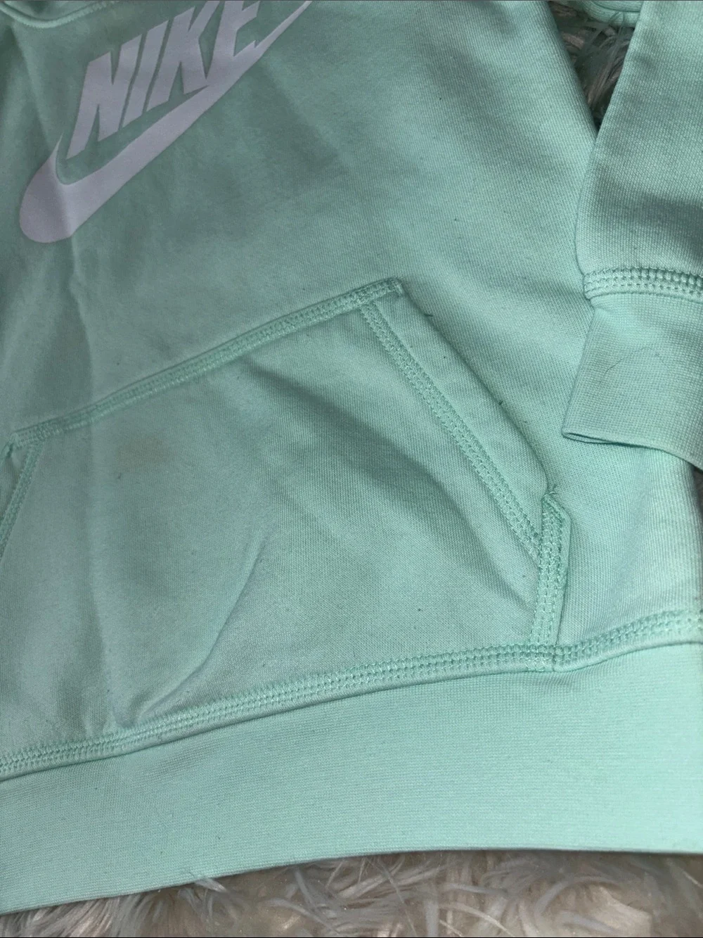 Nike set shows