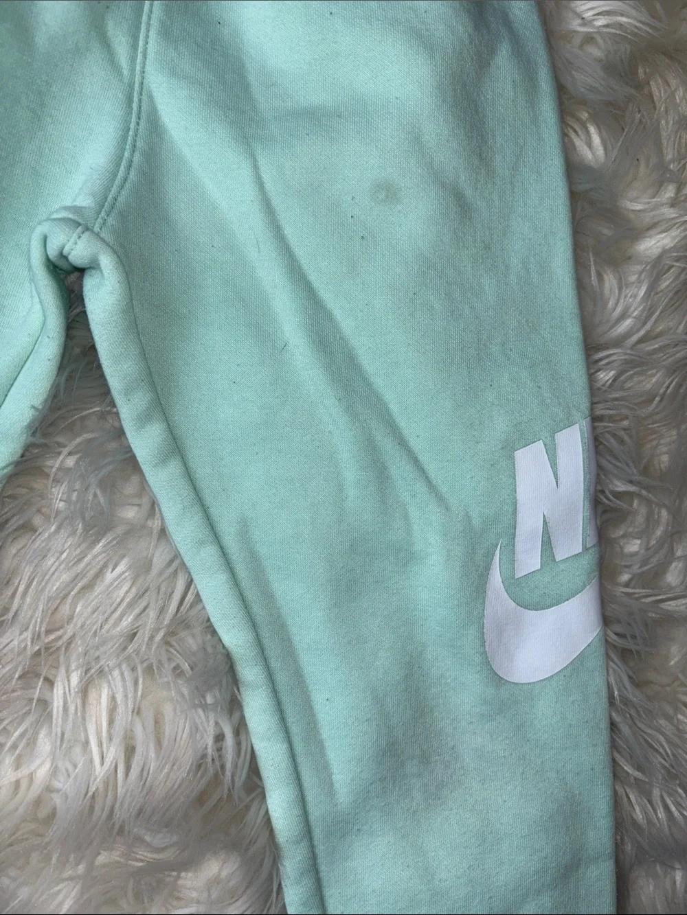 Nike set shows