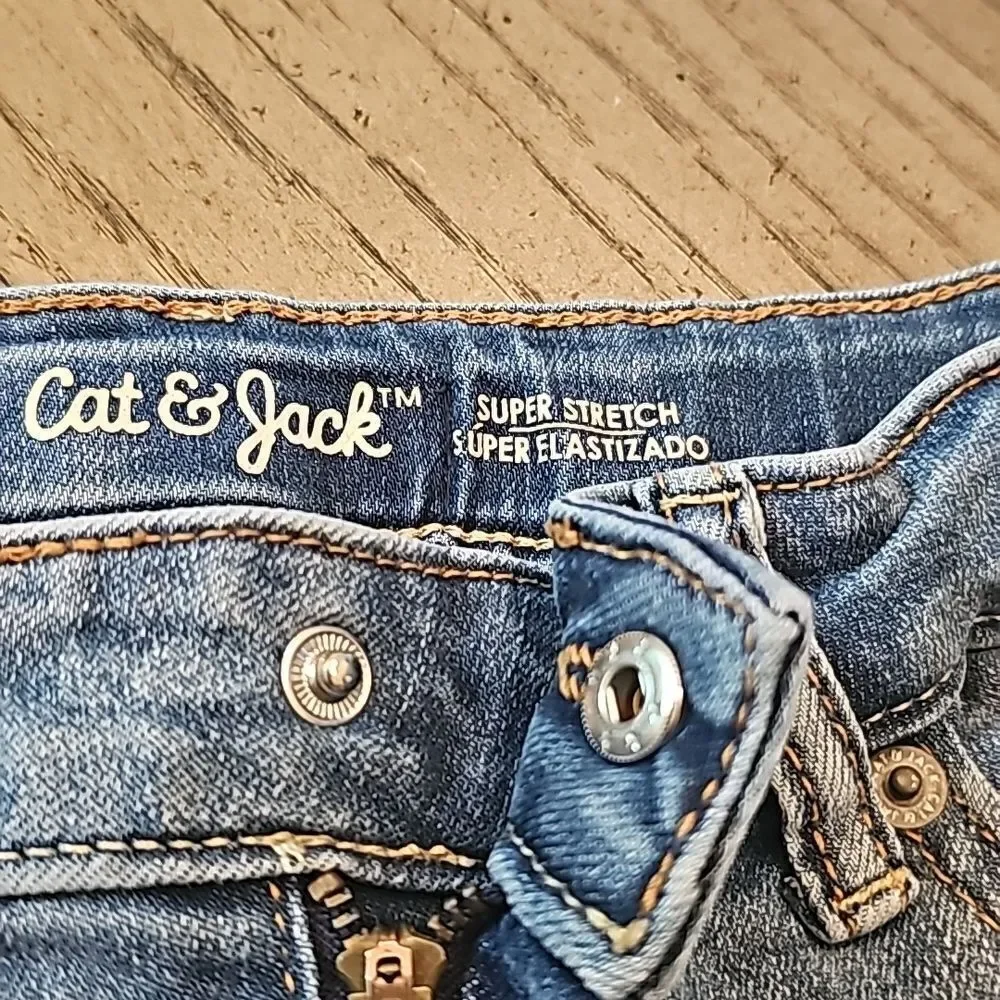 Cat & Jack white cat