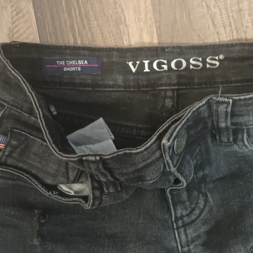 Vigoss 🟡𝐁𝐮𝐧𝐝𝐥𝐞 🖤𝟴𝟰% 𝘎𝘳𝘢𝘱𝘩𝘪𝘤