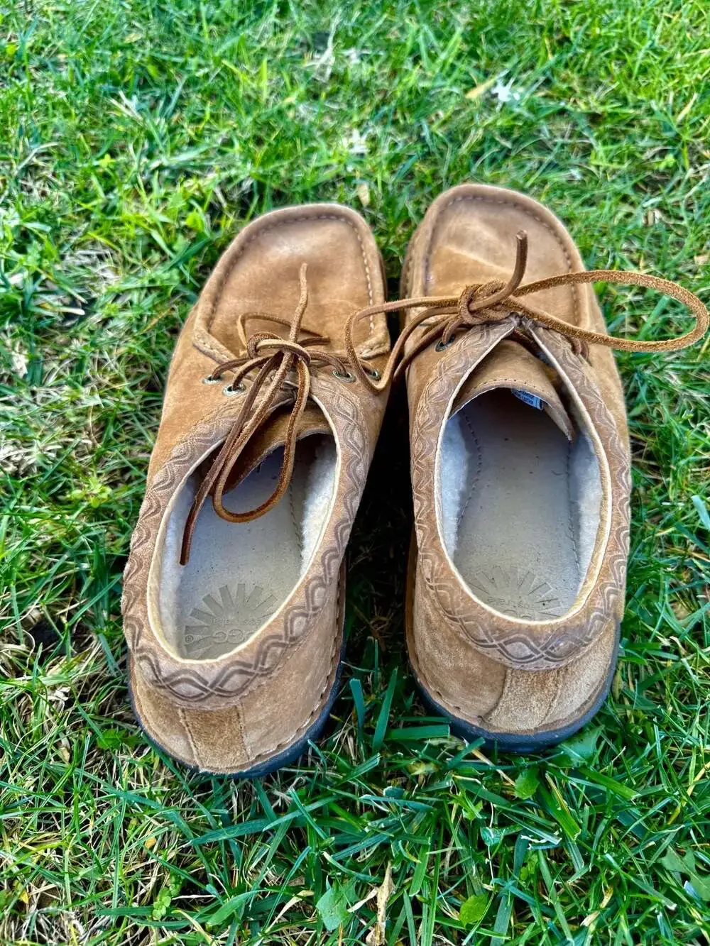UGG lining casual toe