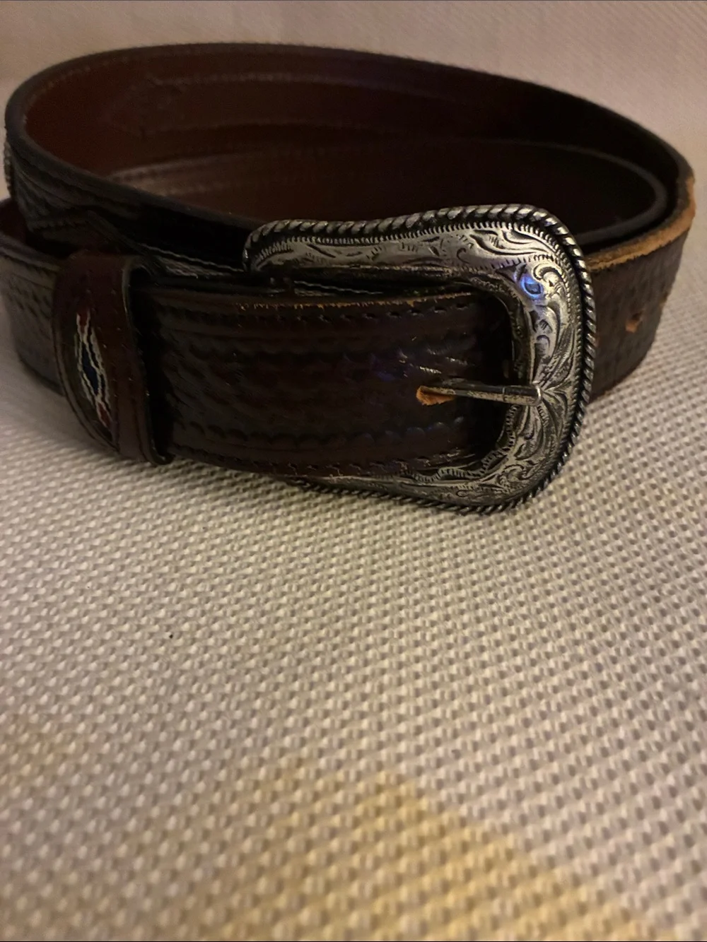 Wrangler True Vintage Western Dark Brown Leather Belt w/Engraved Silver Buckle