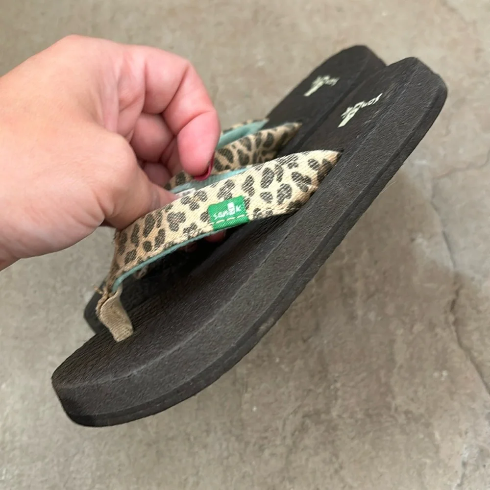 Sanuk 🎈5 for$30