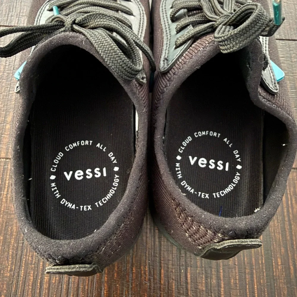 Vessi weekend sneakers
