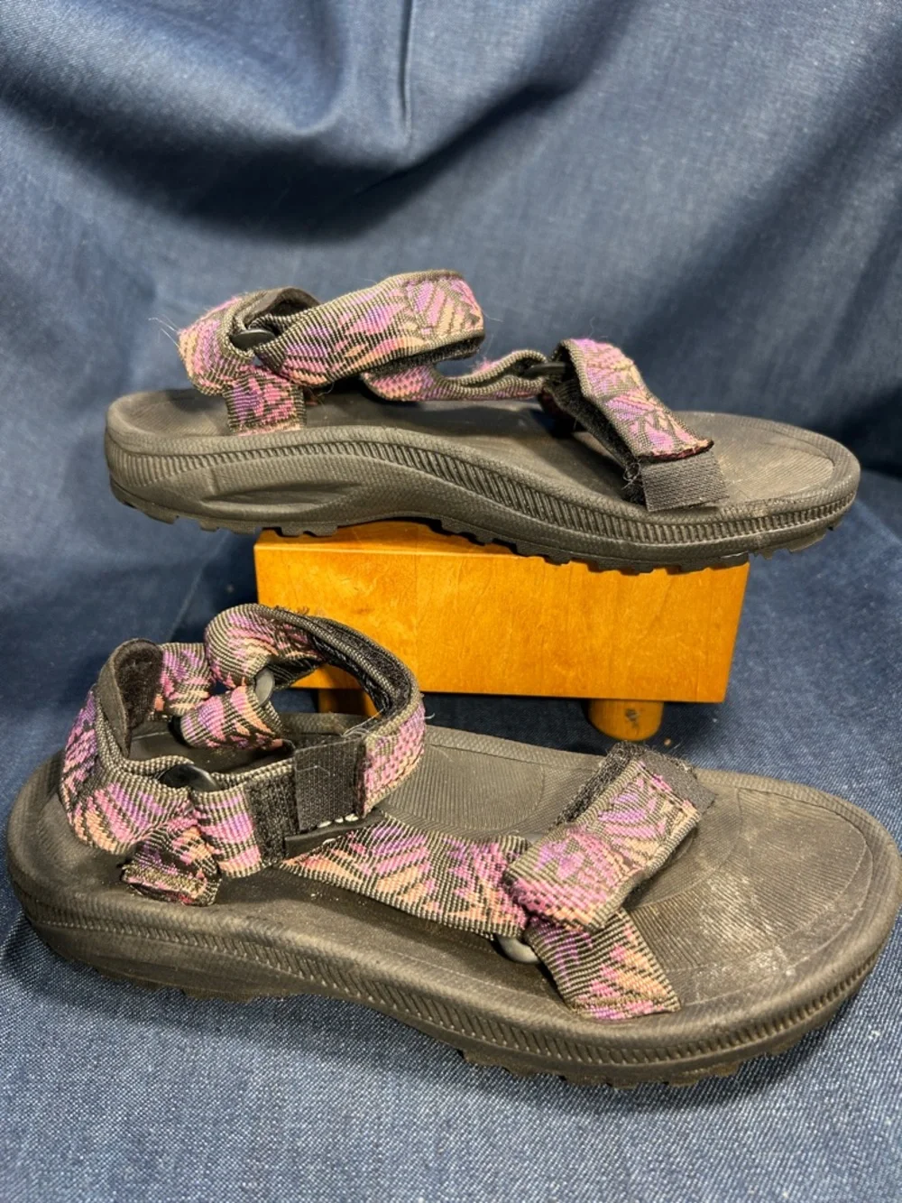 Teva summer velcro sandal