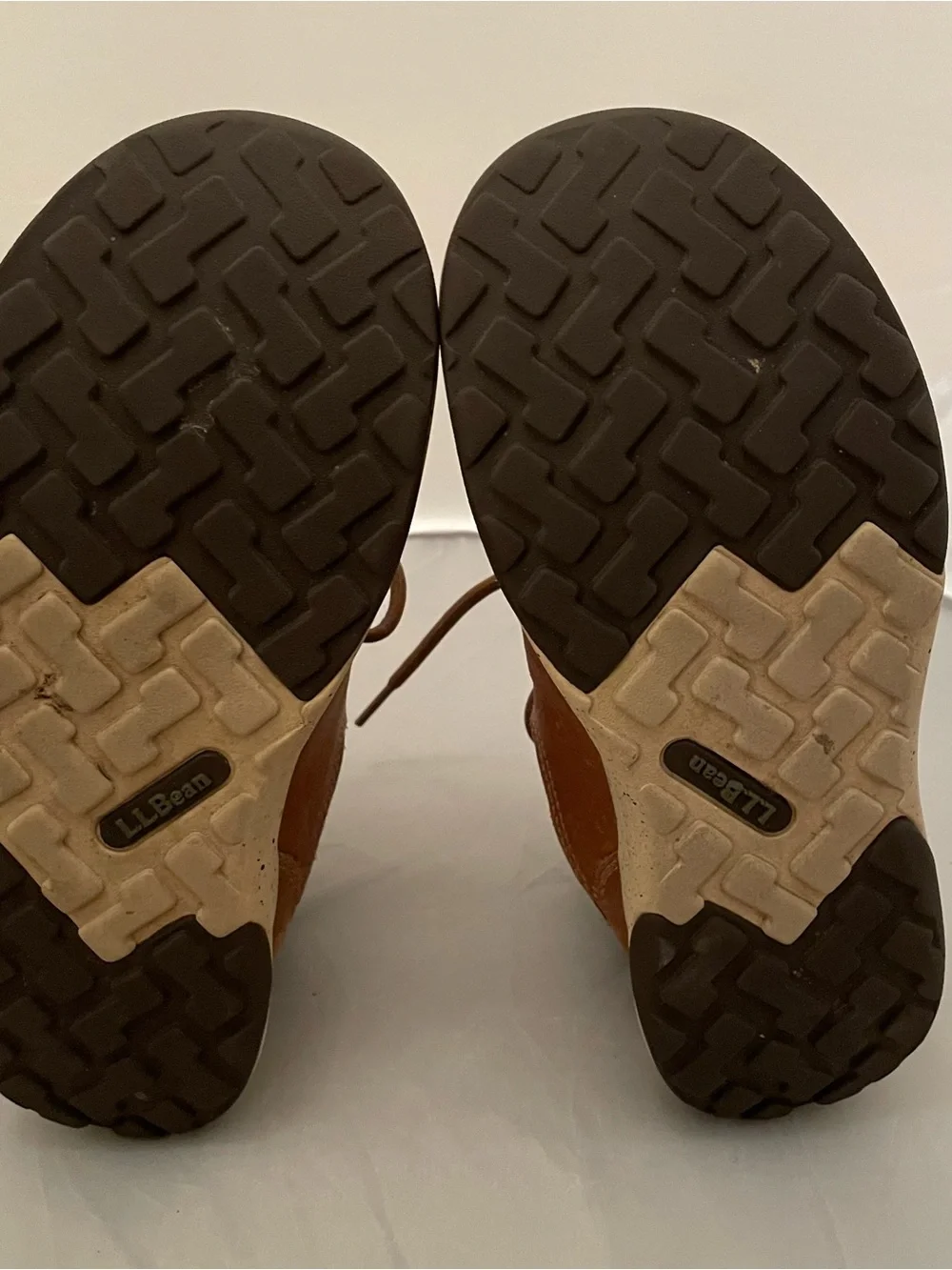 L.L. Bean women lace