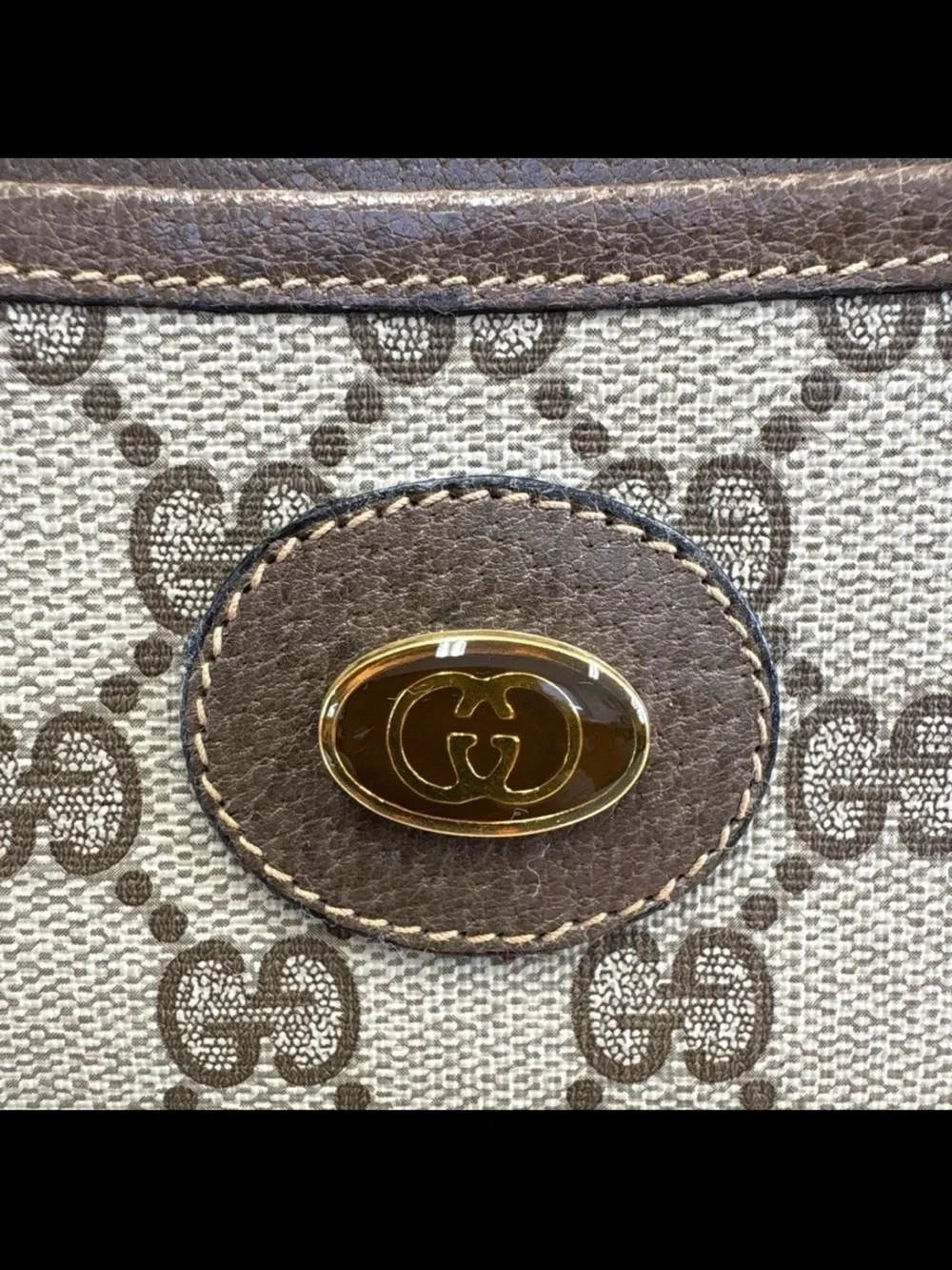 Gucci adjustable logo
