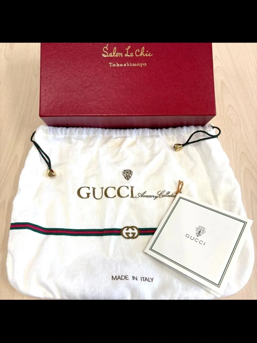Gucci brown compact