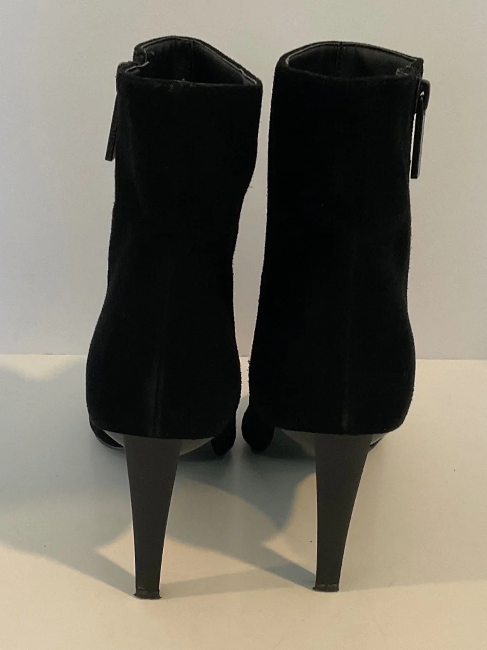 Kendall & Kylie Booties Black Suede Size 7.5