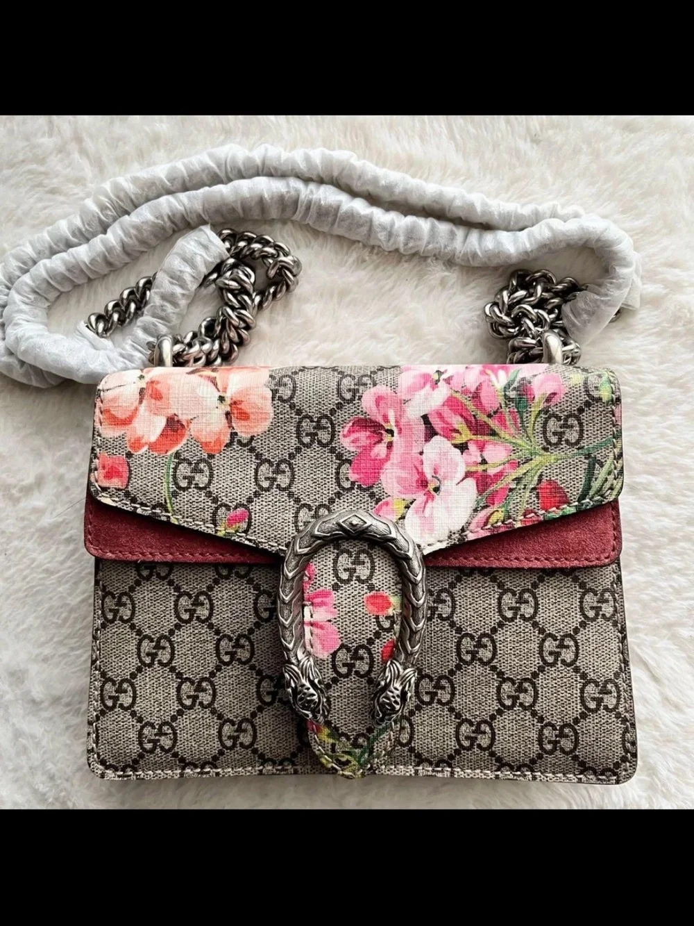 Gucci GG Supreme Crossbody Bag with Pink Floral Print