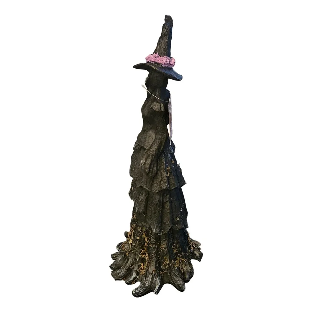 Tahari halloween tree