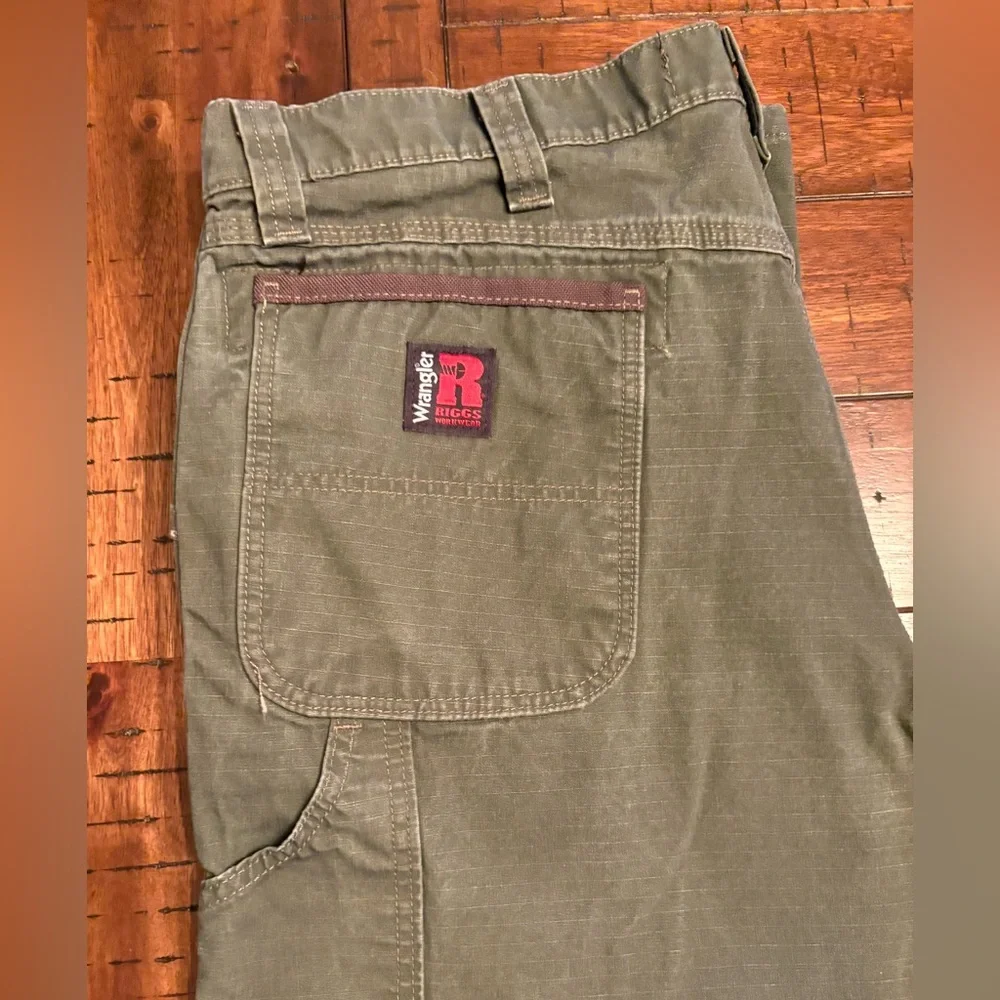 Wrangler durable cargo