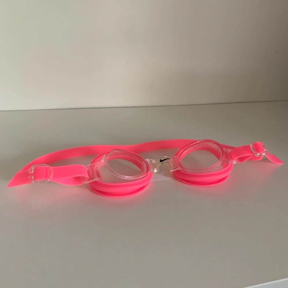 Nike size neon